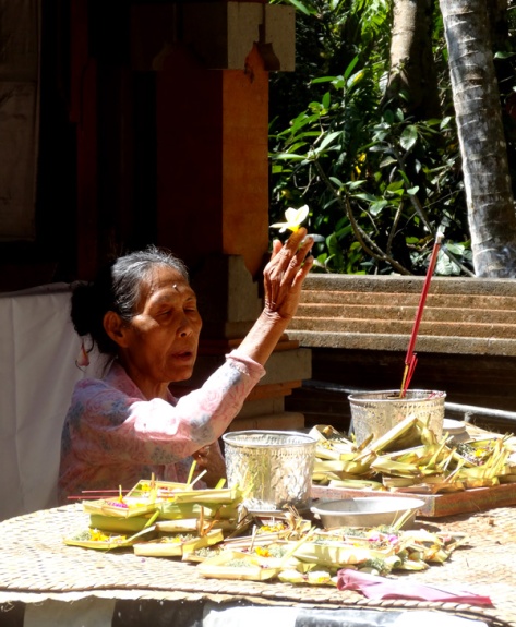 Balinese lady praying